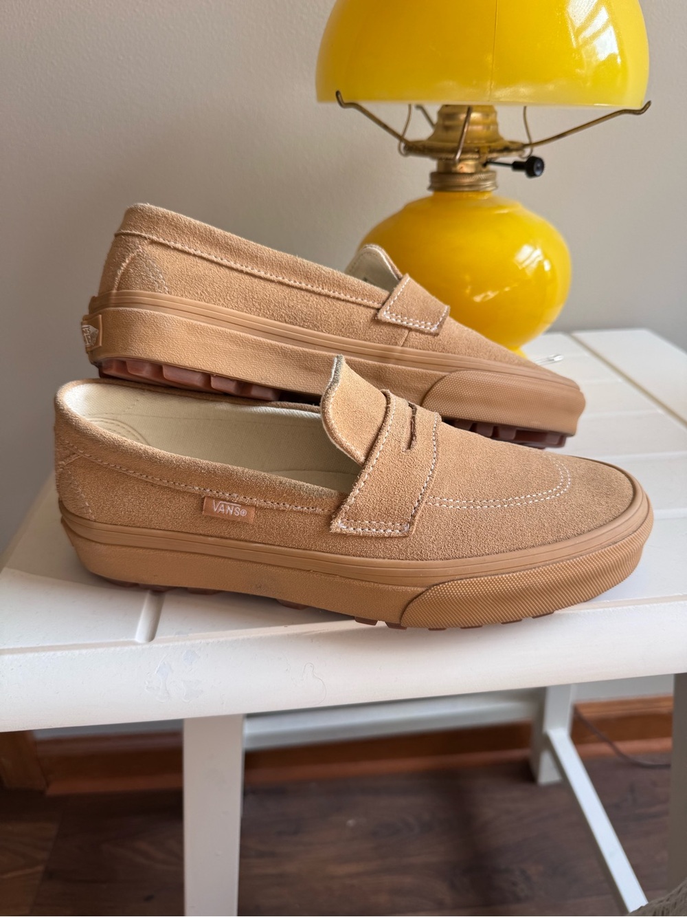 Vans Style 53 Tan Suede Penny Loafers — unisex Men’s 6 Womens 7.5